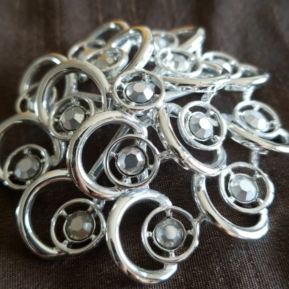 Sarah Coventry Vintage Celestial Ice Brooch